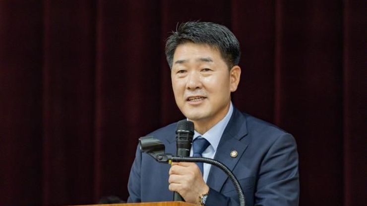 화성특례시의회, 2025 화성특럐시장배 댄스스포츠 대회 참석...예술과 체육이 어우러진 생활체육 저변확대 주력할 것