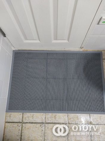 용이동 행정복지센터, 욕실용 미끄럼 방지 매트 지원