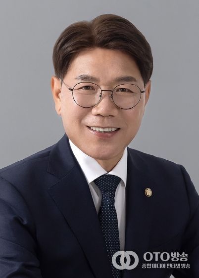 이재관 의원