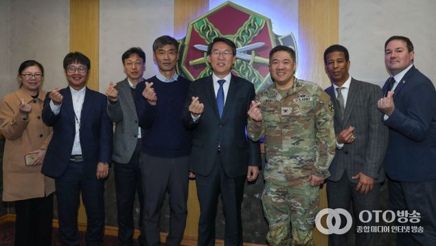 캠프 케이시 기지시설사령부 방문