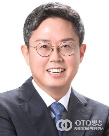 더불어민주당 안도걸 국회의원(광주 동남을, 당 정책위 상임부의장)