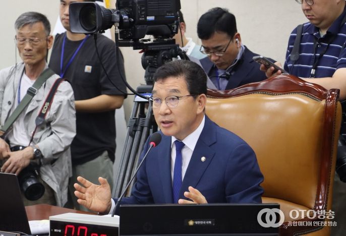 더불어민주당 신정훈 국회 행정안전위원장(전남 나주·화순)