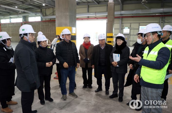 수원특례시의회 환경안전위원회, 생활폐기물 적환장 및 기후변화체험교육관 현장방문