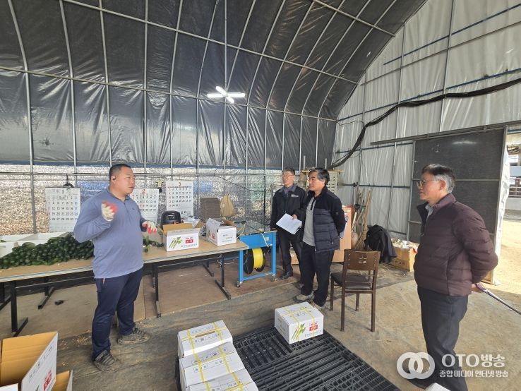 안성시 서부농업기술상담소, 기후변화 대응 시설 오이 병해충 방제 전문 컨설팅 교육 실시