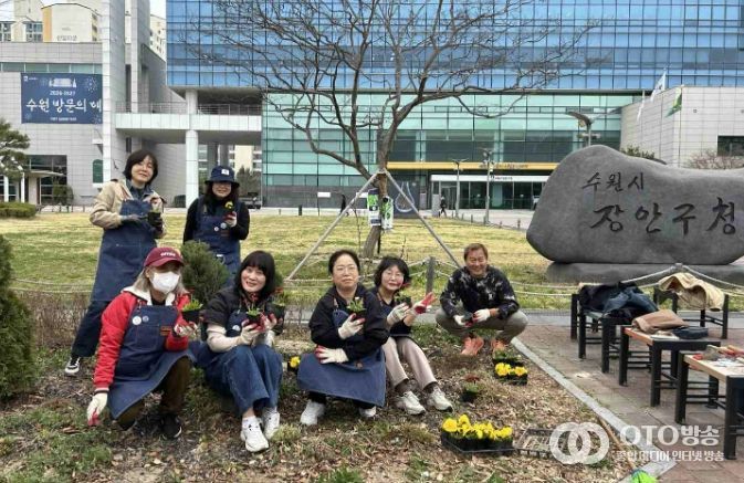 수원시 장안구, 손바닥정원단과 장안구청 내 거점정원 새단장